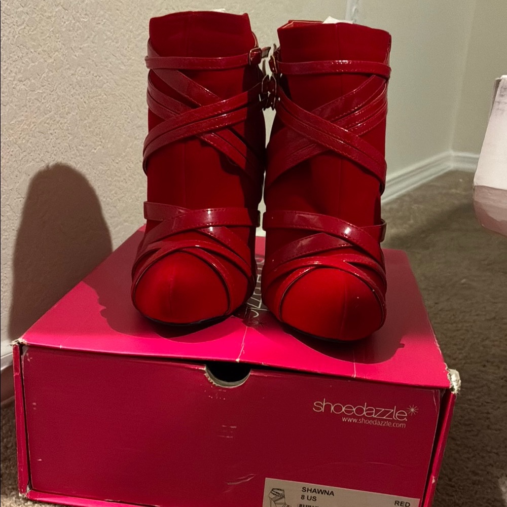 Shoe Dazzle Red Ankle Booties with Bold Design